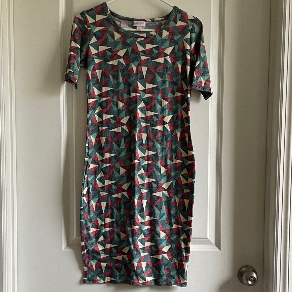 2for$18 LuLaRoe Julia Dress Colorful triangle print- muted Red, teal, Cream